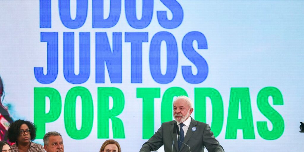 lula-defende-que-luta-contra-feminicidio-deve-ser-sobretudo-dos-homens